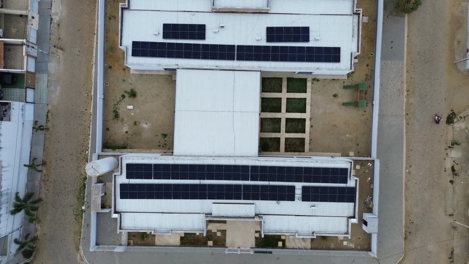 CEI Maria Mirani – sistema fotovoltaico instalado