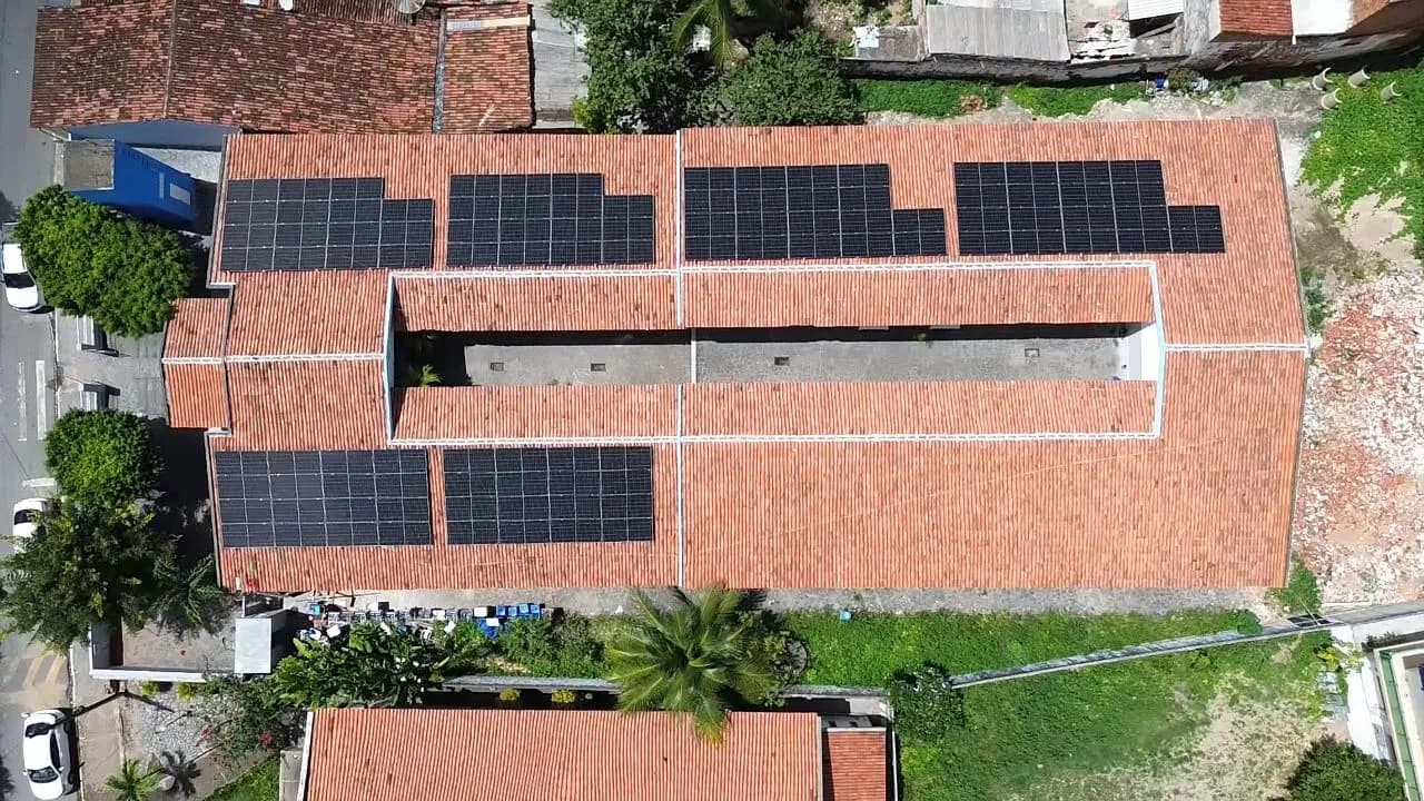 Centro Educacional Raul de Freitas Mouzinho – painéis solares, Guarabira – PB